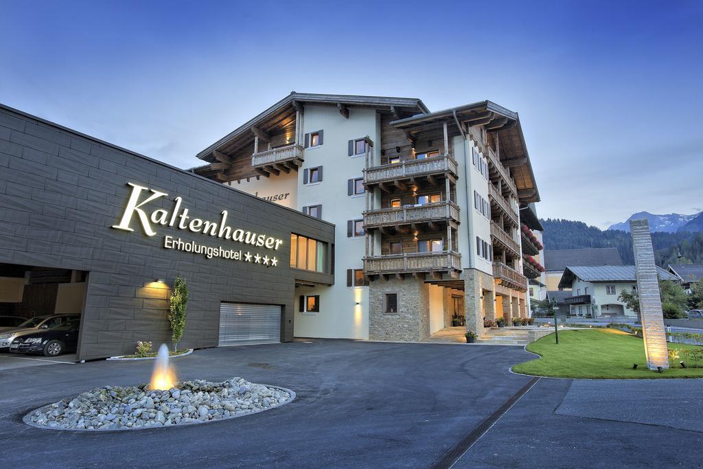 Das Gemuetliche Dorfhotel Kaltenhauser Hollersbach im Pinzgau Εξωτερικό φωτογραφία