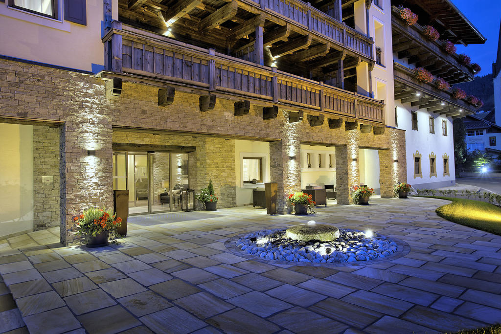 Das Gemuetliche Dorfhotel Kaltenhauser Hollersbach im Pinzgau Εξωτερικό φωτογραφία